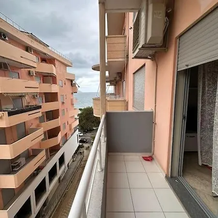 En * Vlorë